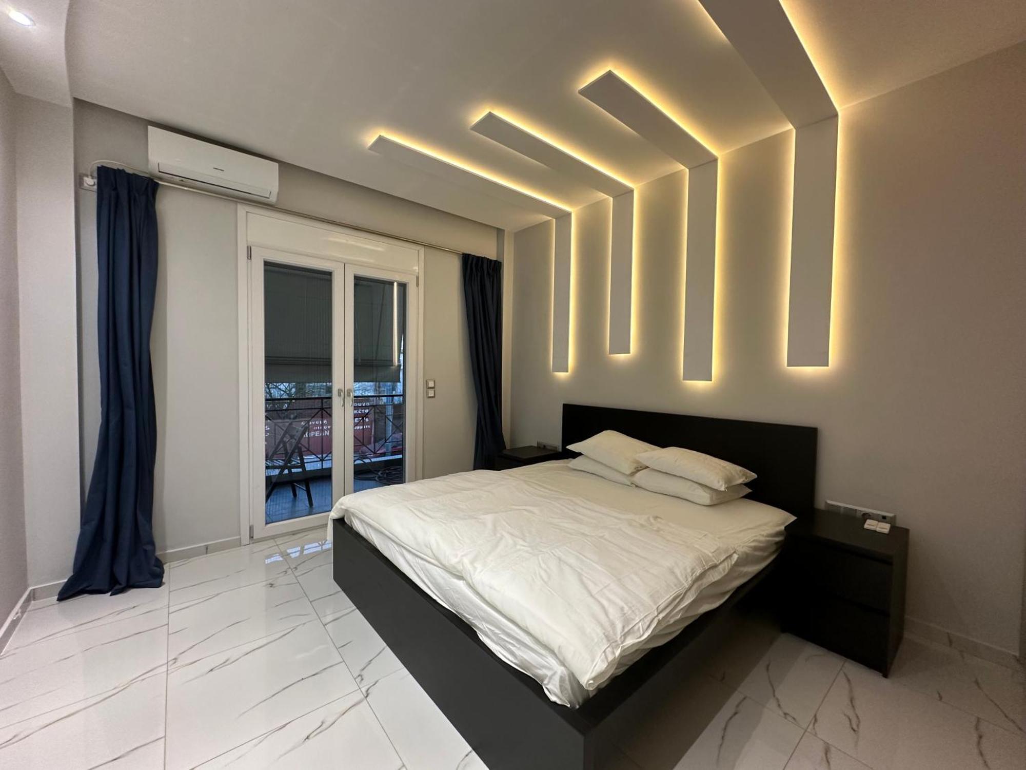 Warm And Modern Brand New Apartment بيرايوس المظهر الخارجي الصورة